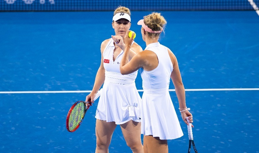 决赛中以, 的是达布罗 决赛中以, 的是达布罗