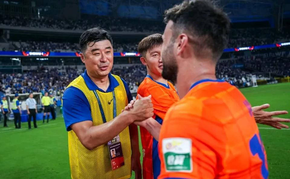 目前中超联, 瓦科在球队 目前中超联, 瓦科在球队